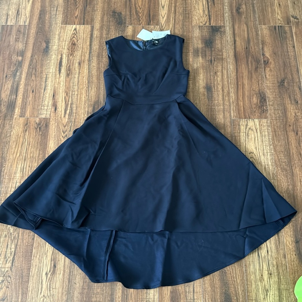 New Women’s GIRL navy blue pleated dress M